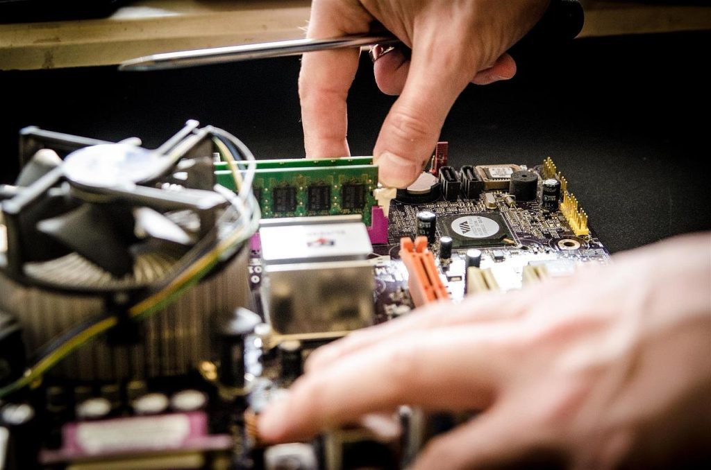 Computer reparatie in Spijkenisse - hulp bij hardwareschade, virusverwijdering en gegevensherstel voor bedrijven en particuli